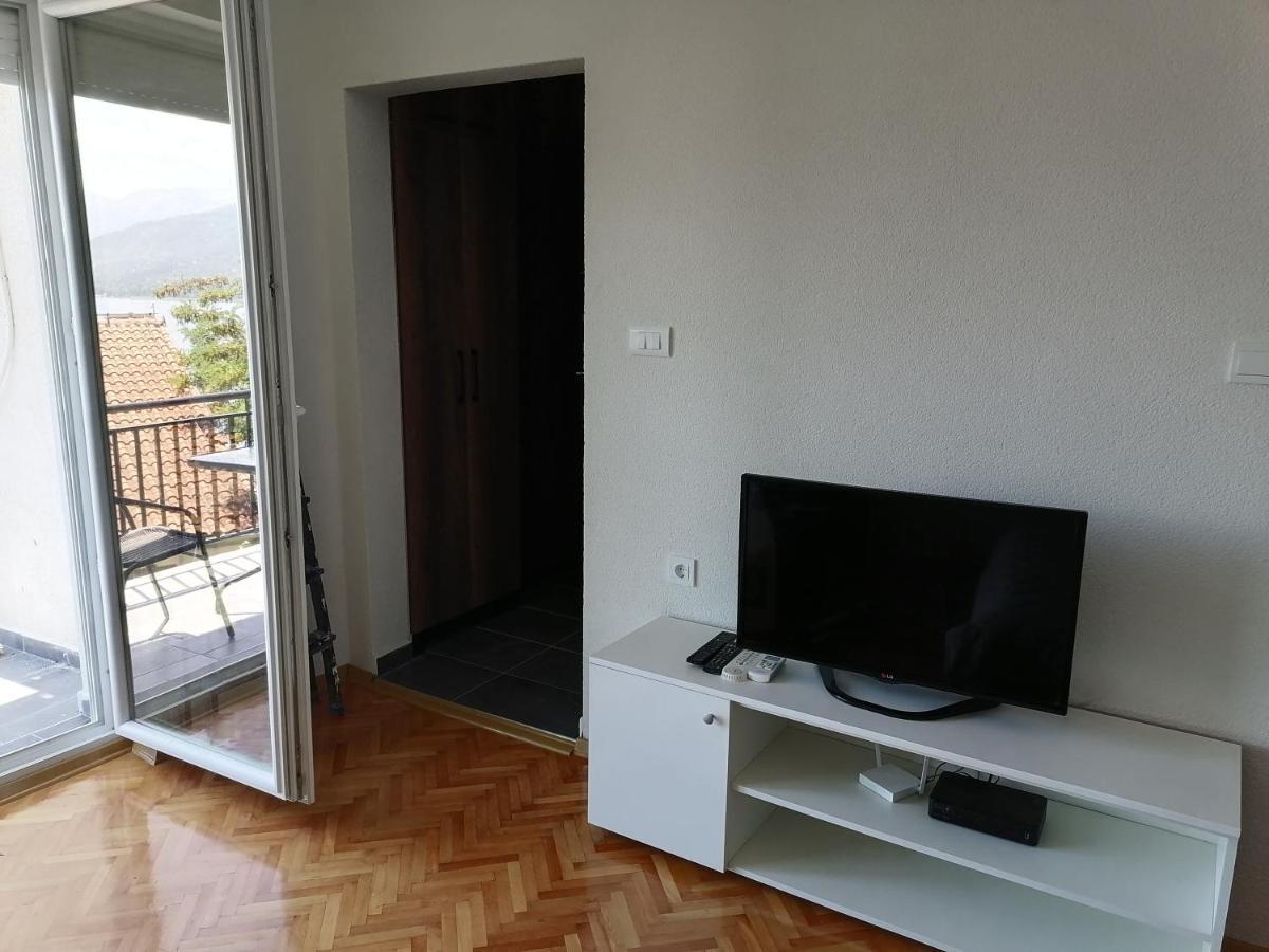 Grey Apartment Ohrid Exterior photo