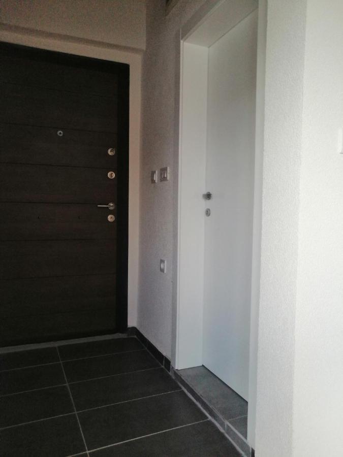 Grey Apartment Ohrid Exterior photo